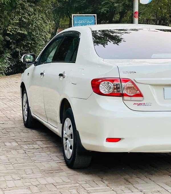 Toyota Corolla GLI 1.6 automatic 2012 6