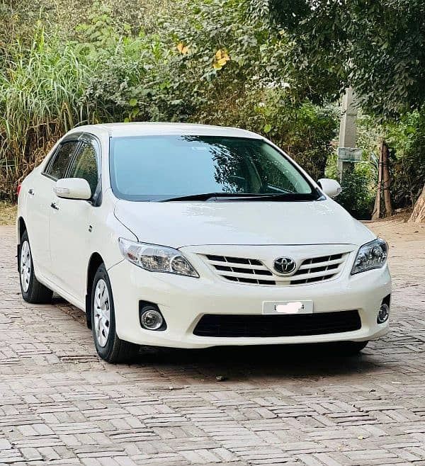 Toyota Corolla GLI 1.6 automatic 2012 9