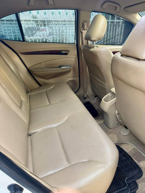 HONDA CITY ASPIRE 2018 FULL OPTION 6