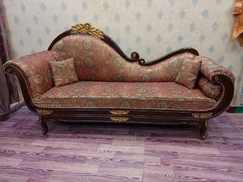 3 seater Diwan 4