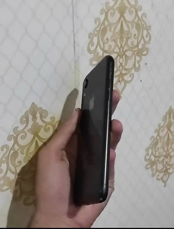 iphone xr exchange possibly 4