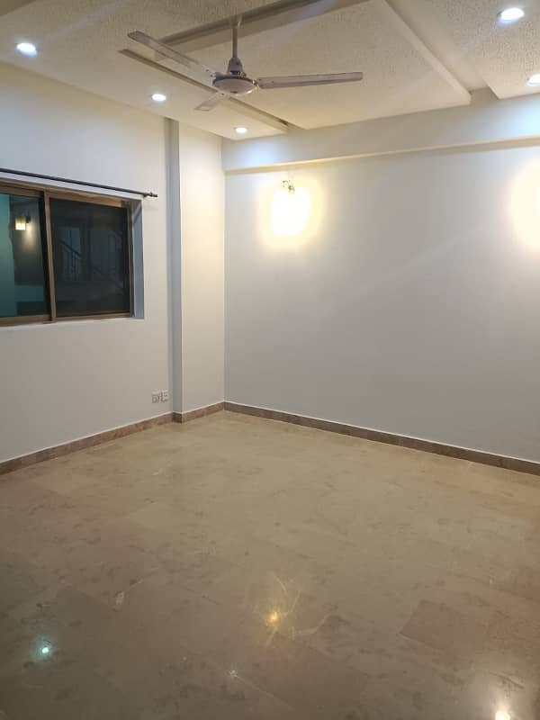 2 bedroom unfurnished apartment Available for Rent in F-11 markaz 7