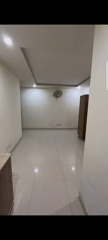 STUDIO LIKE A NEW EXCELLENT GOOD CONDITION IDEAL LOCATION FLAT FOR RENT IN BAHRIA TOWN LAHORE 0