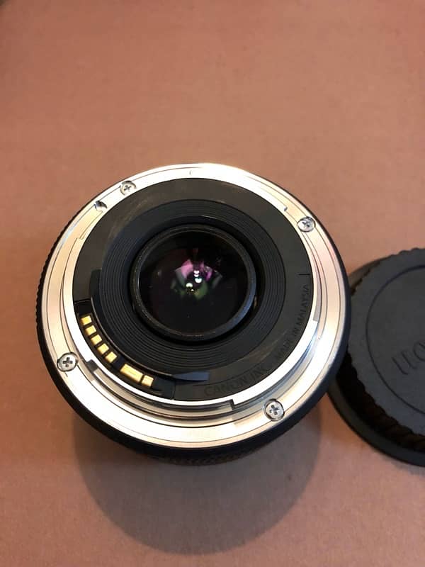 Canon 50mm 1.8 STM lens 4