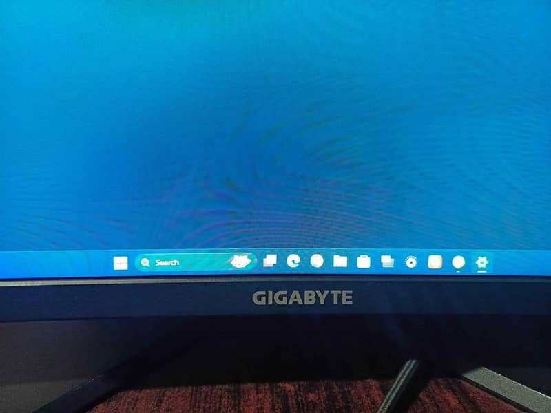 Gigabyte G32QC A 165hz 2k 1ms curved va gaming monitor with box 7