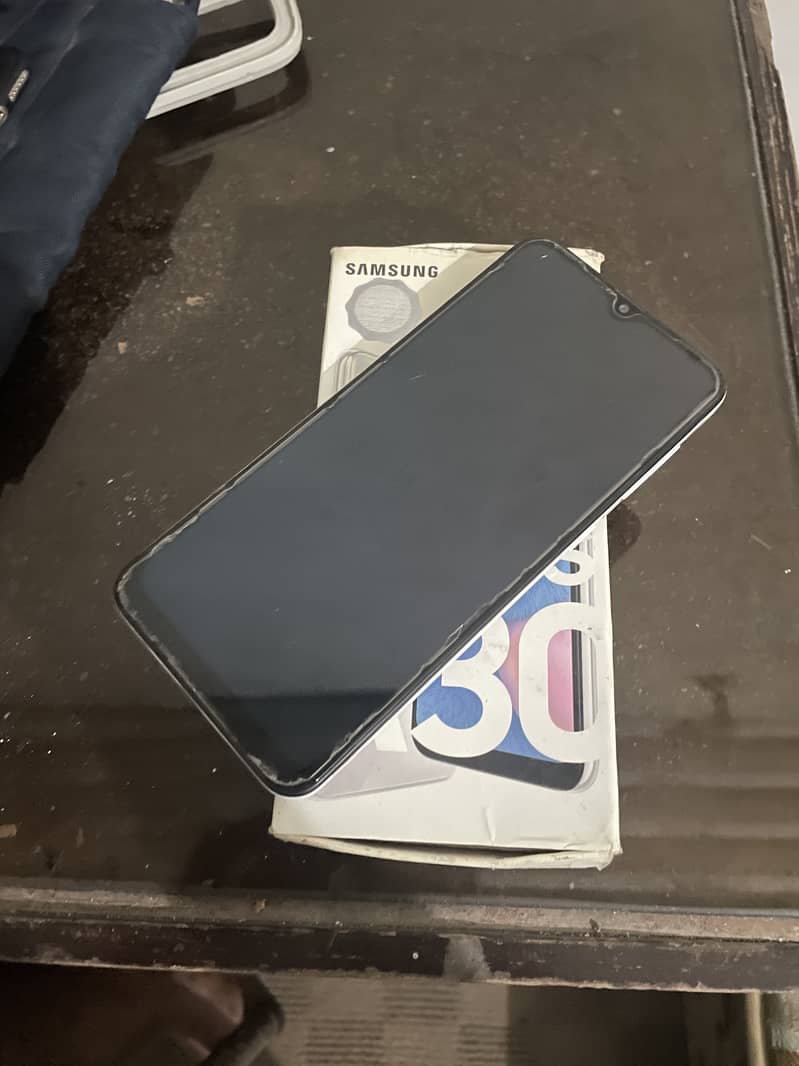 Samsung galaxy A30s 5