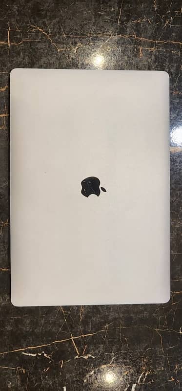 Apple Macbook 2019 Pro 16” 15” 3