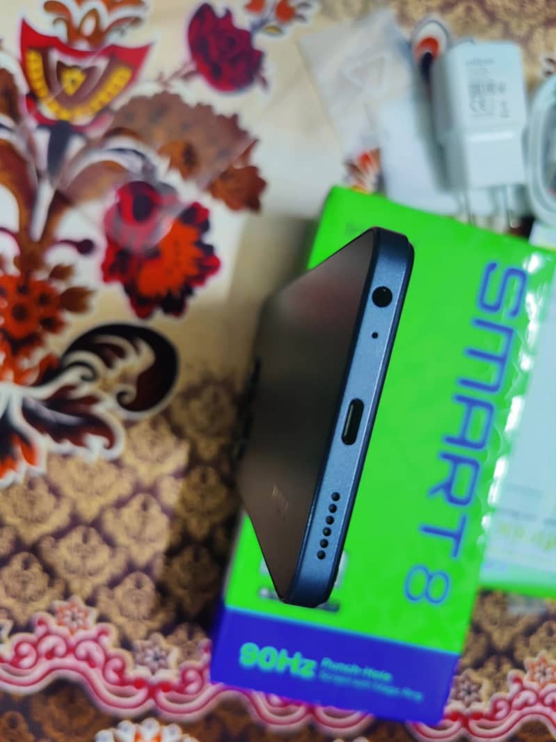 Infinix smart 8 ( 5 month used) 2