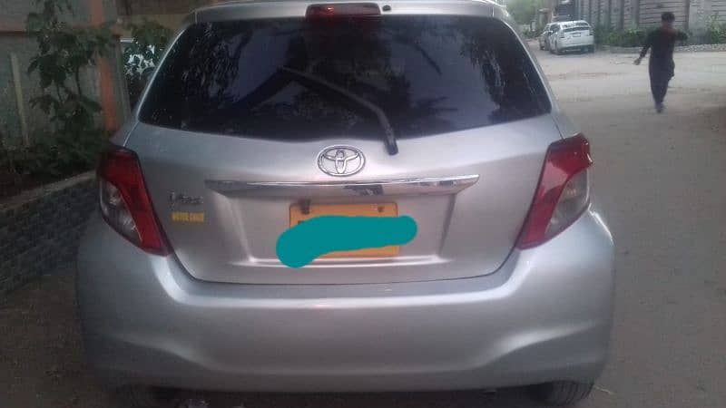 Toyota Vitz 2011 SEEING IS BELIEVING 1