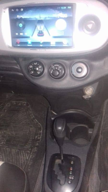 Toyota Vitz 2011 SEEING IS BELIEVING 4