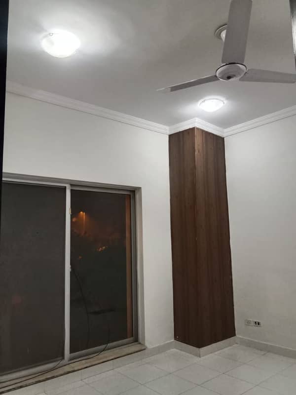 5 MARLA BRAND NEW LUXURY EXCELLENT GOOD CONDITION FULL HOUSE FOR RENT IN CC BLOCK BAHRIA TOWN LAHORE 1