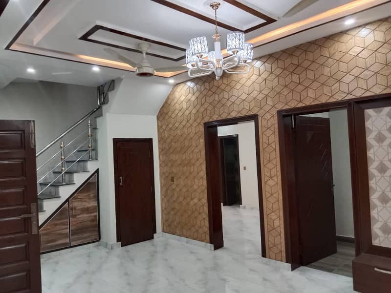 5 MARLA BRAND NEW LUXURY EXCELLENT GOOD CONDITION FULL HOUSE FOR RENT IN CC BLOCK BAHRIA TOWN LAHORE 20