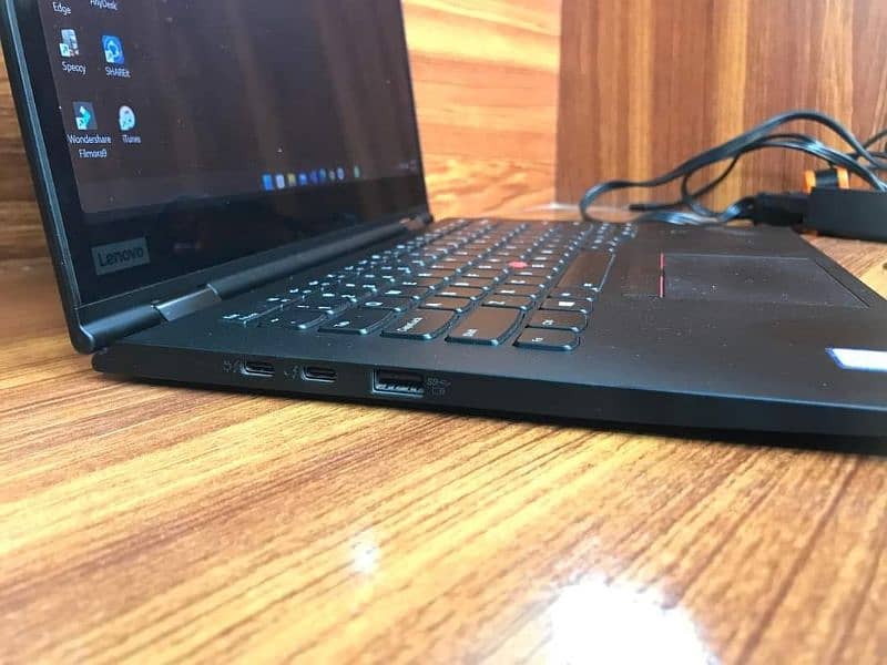 Lenovo Thinpad X1 YOGA   Intel Core i7 8th Generation/ Quadcore 1