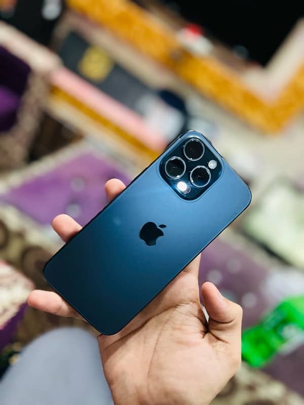 i phone 15 pro max jv 256 gb blue taitnum 100% health 12