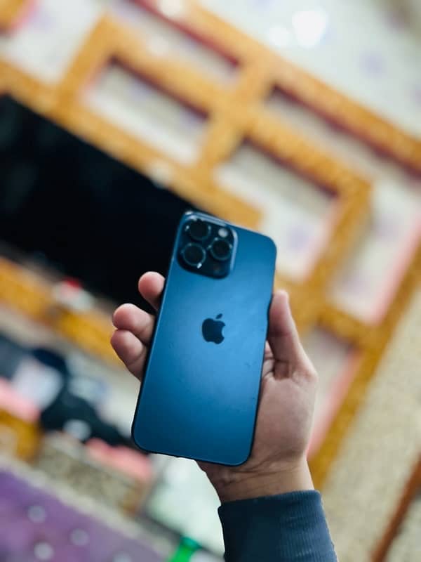 i phone 15 pro max jv 256 gb blue taitnum 100% health 17