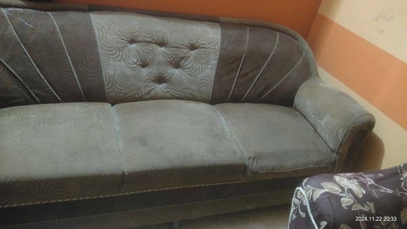 5 Seater Sofa Set good condition 1