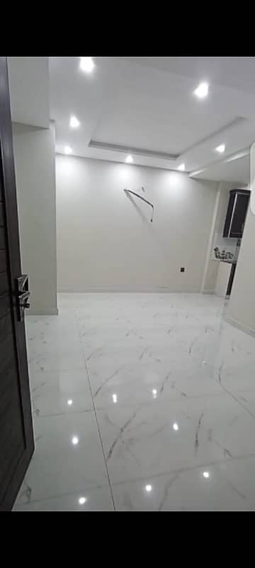 1 BED LIKE A BRAND NEW EXCELLENT IDEAL GOOD CONDITION IDEAL FLAT FOR RENT IN BAHRIA TOWN LAHORE 7