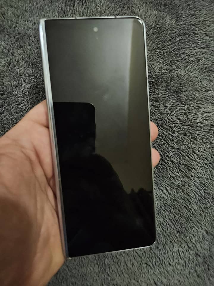 Samsung Galaxy Z Fold 5 7