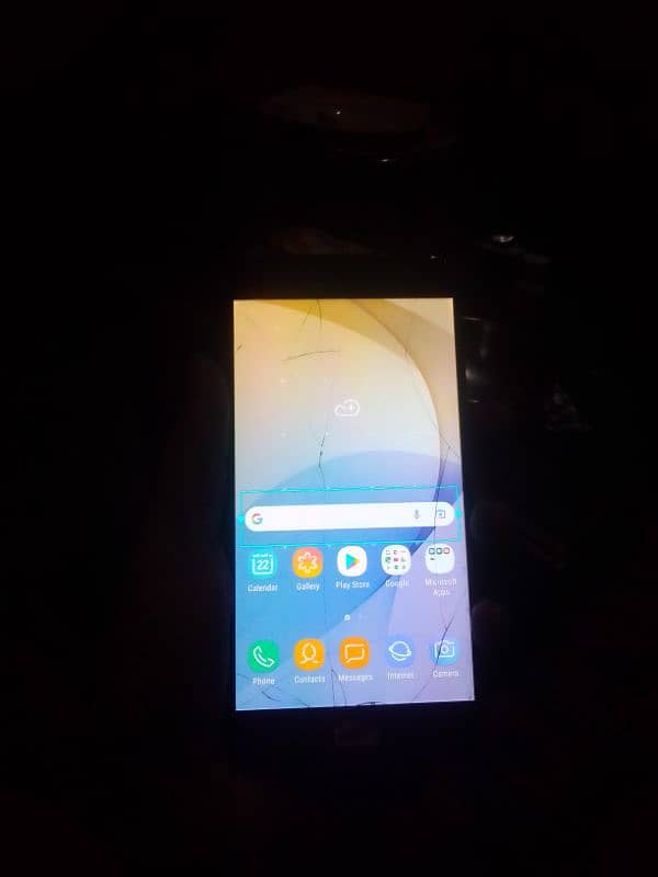 samsung j7 prime. 2/32 official pta approved 0