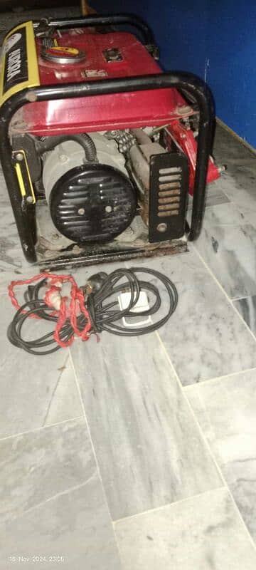 15 days used new condition and good condition generators. 4