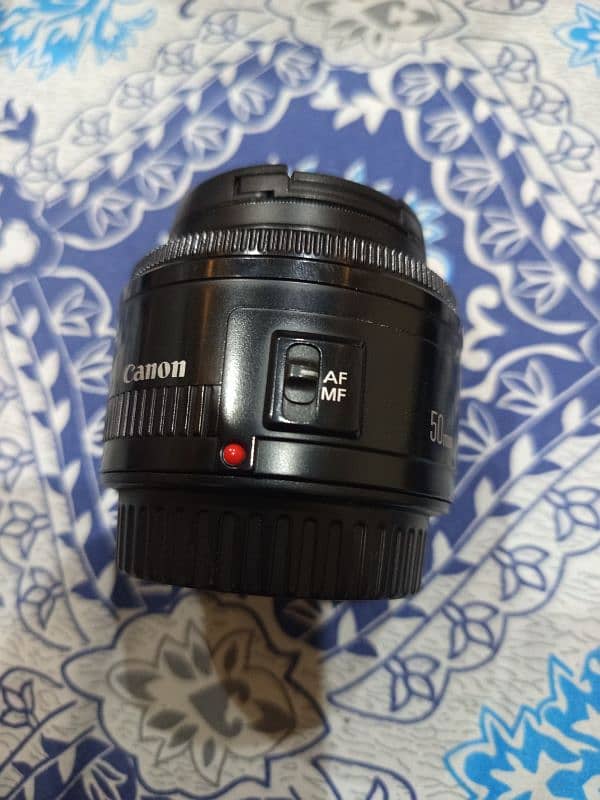 canon 60d with 50mm and 18-200 lens with apkina flash conditon 10/9 12