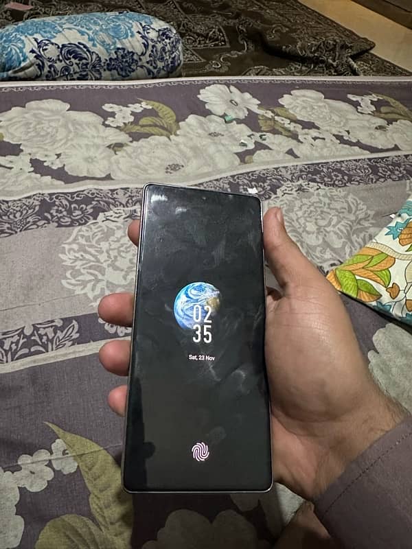 Infinix note 40 8(256) 4