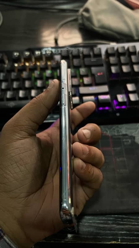 oneplus 9 pro ( 12\ 256 ) pta approved urgent sale 4