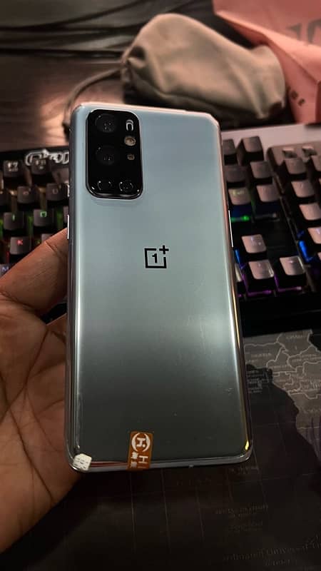 oneplus 9 pro ( 12\ 256 ) pta approved urgent sale 6