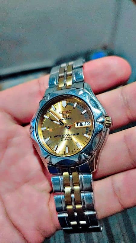 Seiko 5 sports watch for sale,03315138935 contact me on WhatsApp. 0