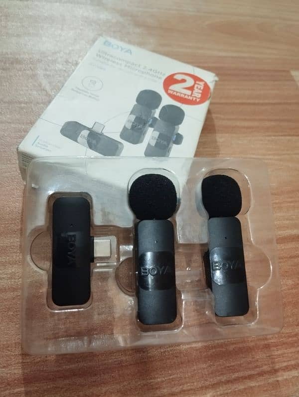 Boya V20 Dual Wireless Microphone C-Type 0