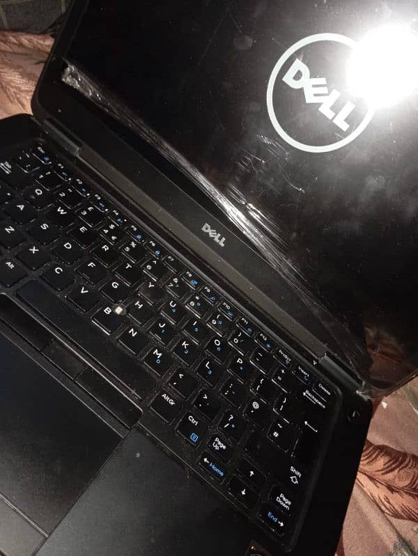 Dell E7450 2