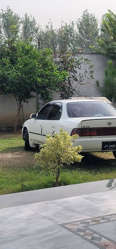 Toyota Corolla GLI 1997 3