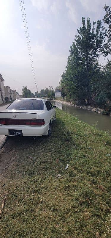 Toyota Corolla GLI 1997 4