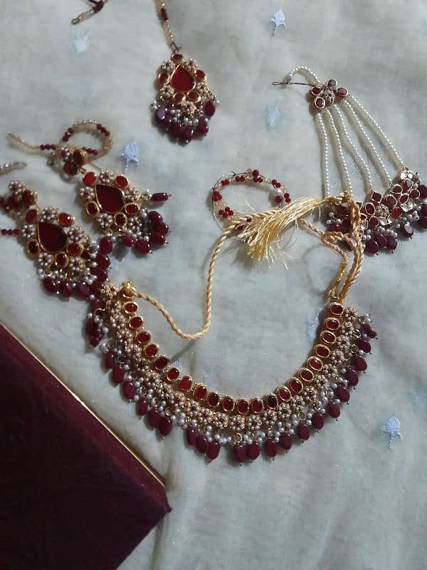 bridal jewellery set 0