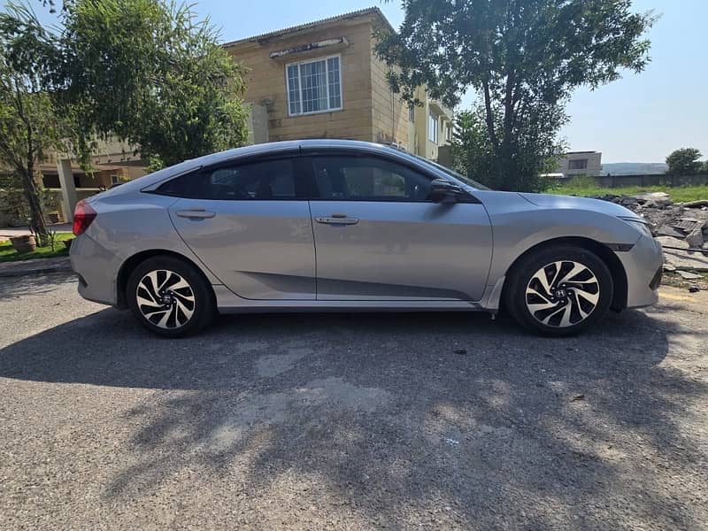 Honda Civic Oriel 2017 1