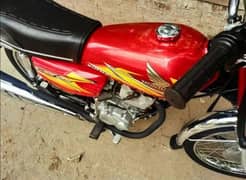 Honda 125 Model 2021 Red Fabulous LusSh condition original papers