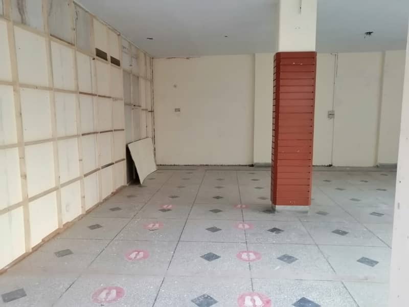 Office Sized 1000 Square Feet In Model Town Link Road 1