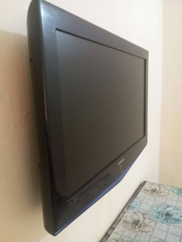 Samsung smart lcd tv 6