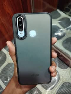 vivo y17