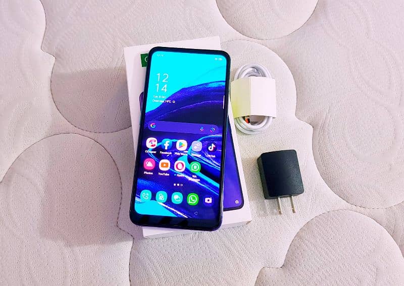 Oppo Reno z2 8 gb 256 gb New with Full Box 0