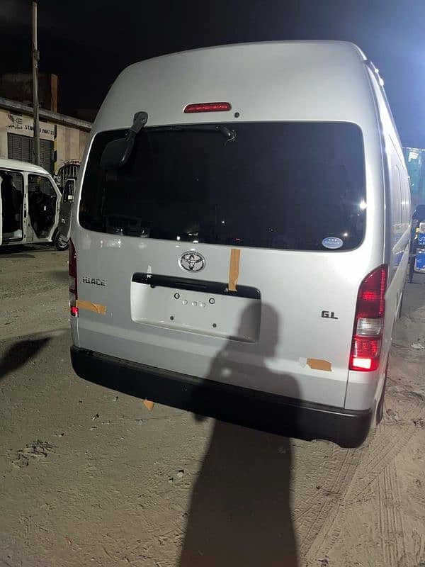 HIACE GRAND CABIN 228 GL  2019 6