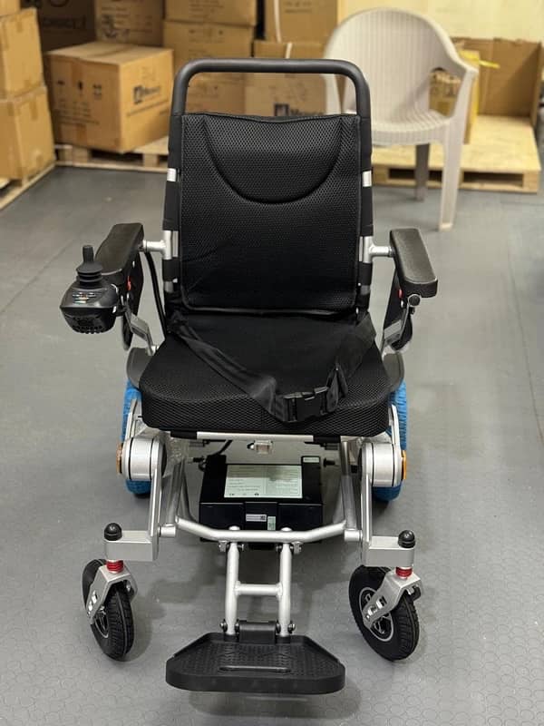 Electric Wheel chair Parts Bettery Joy Stick and Bettery 6