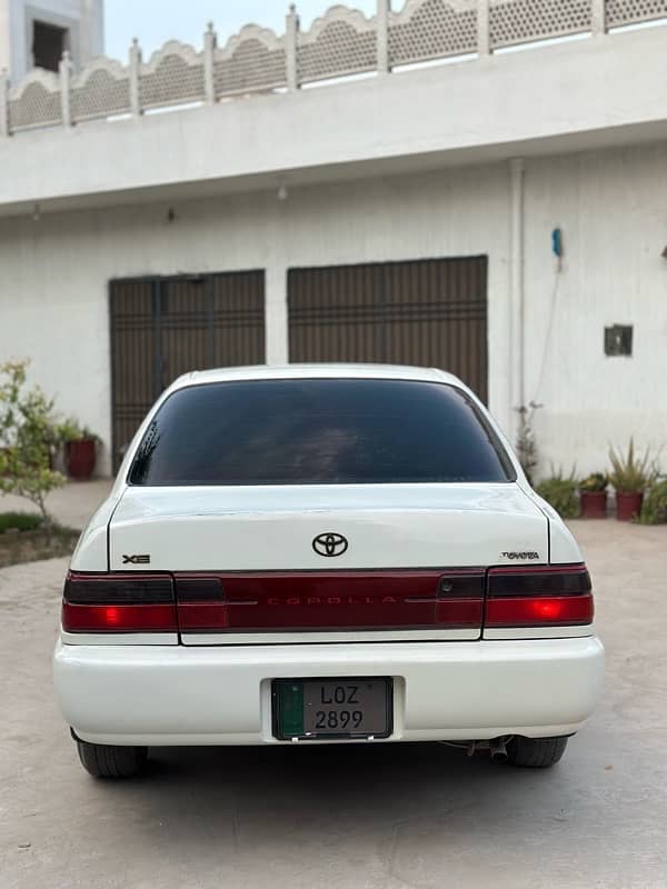 Toyota Corolla XE 1996 8