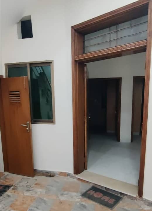 Fair-Priced 1 Kanal Upper Portion Available In Model Town Link Road 8