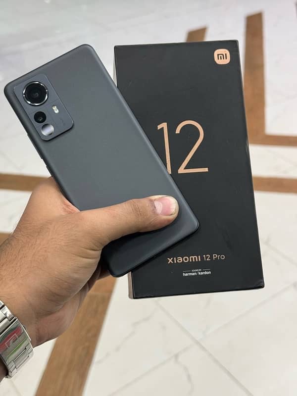 xiaomi 12 pro with box 0