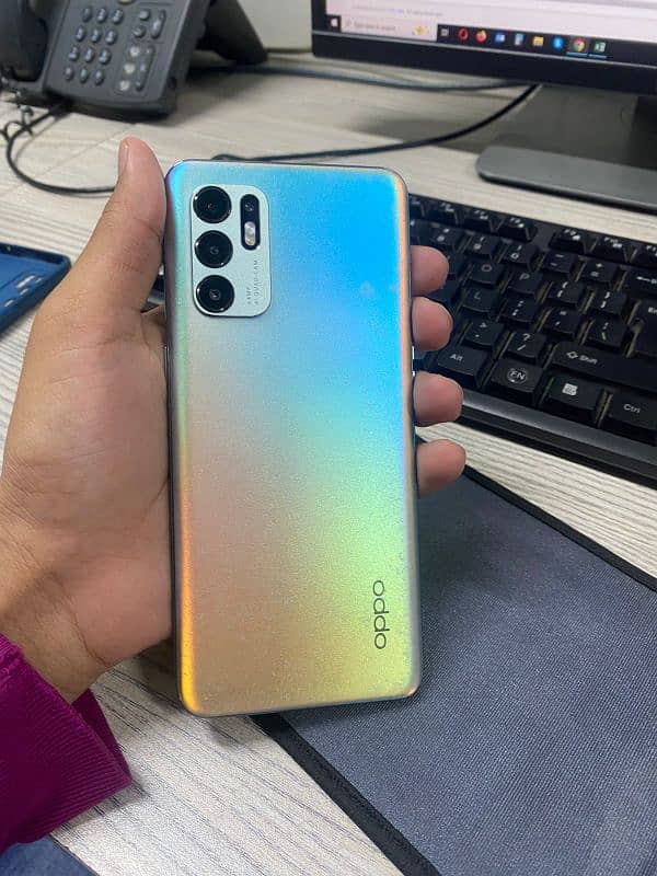 OPPO Reno 6 8/128 0