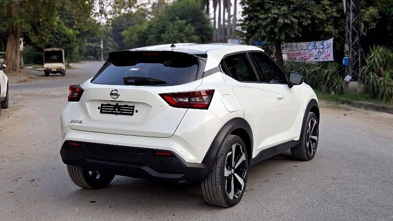 Nissan Juke 1000cc Turbo 2021 Latest shape Fresh import 4