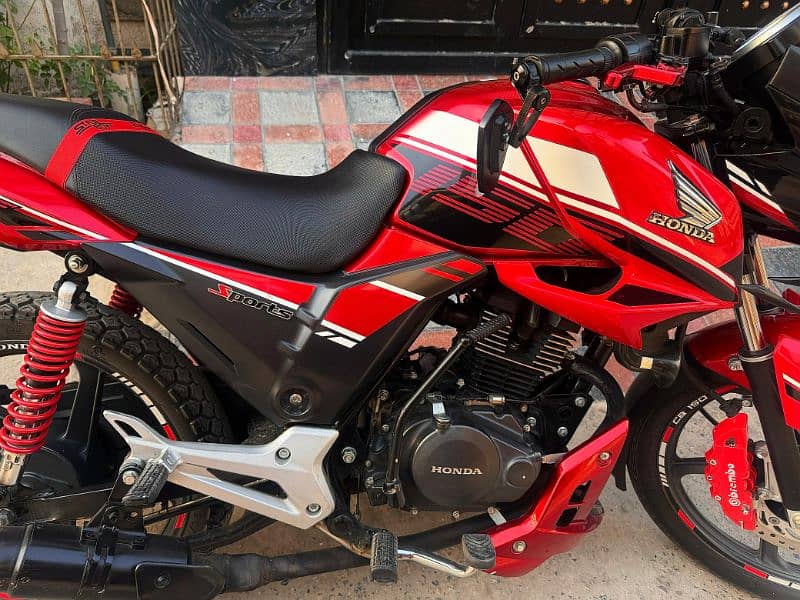 Cb150f fully modified for sale with all Orignal Accessories. 5