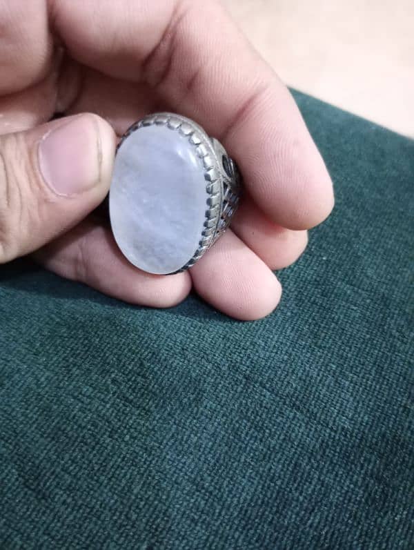 antique ring 3