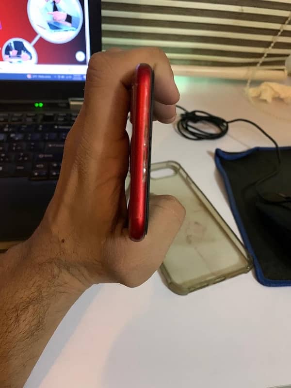 iPhone 8 plus “Product red” 5